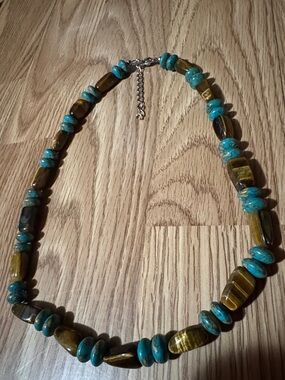 VINTAGE TIGER'S EYE AND TURQUOISE STONE 19-21" NECKLACE
